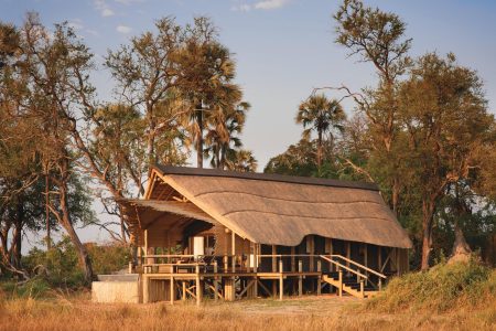 Eagle Island Lodge