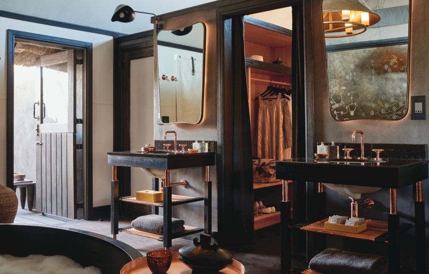 Duluxe Tented Room