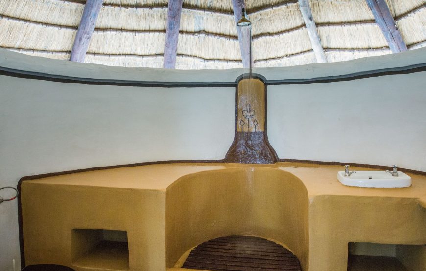 Baobab Twin Hut