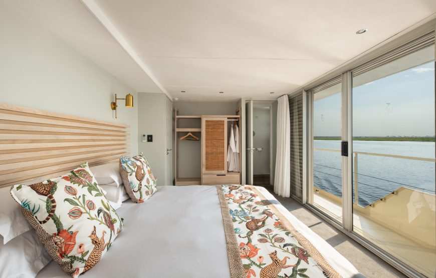 Luxury Suite