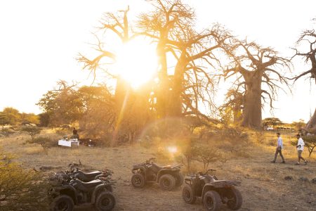 Ntwetwe Pan Overnight Trip (With Quad Bikes)